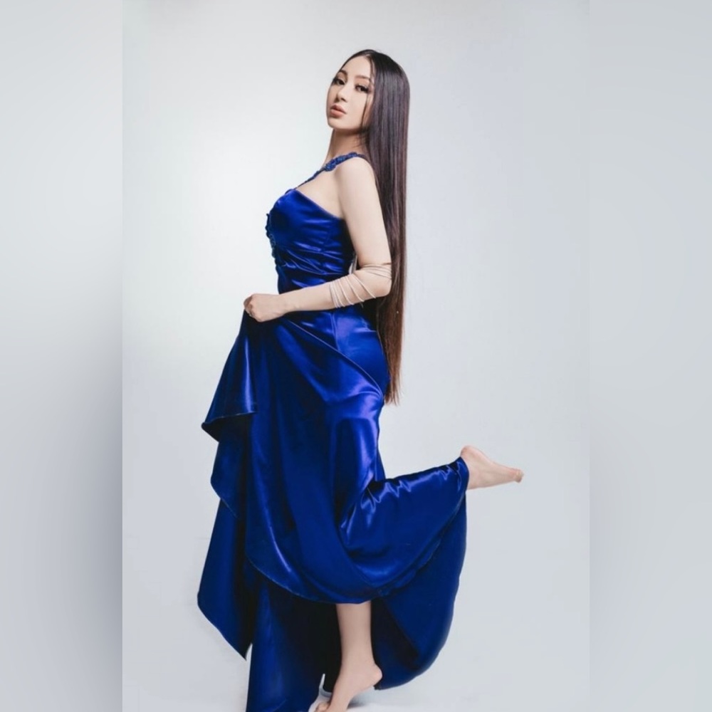 Xscape one shoulder dress